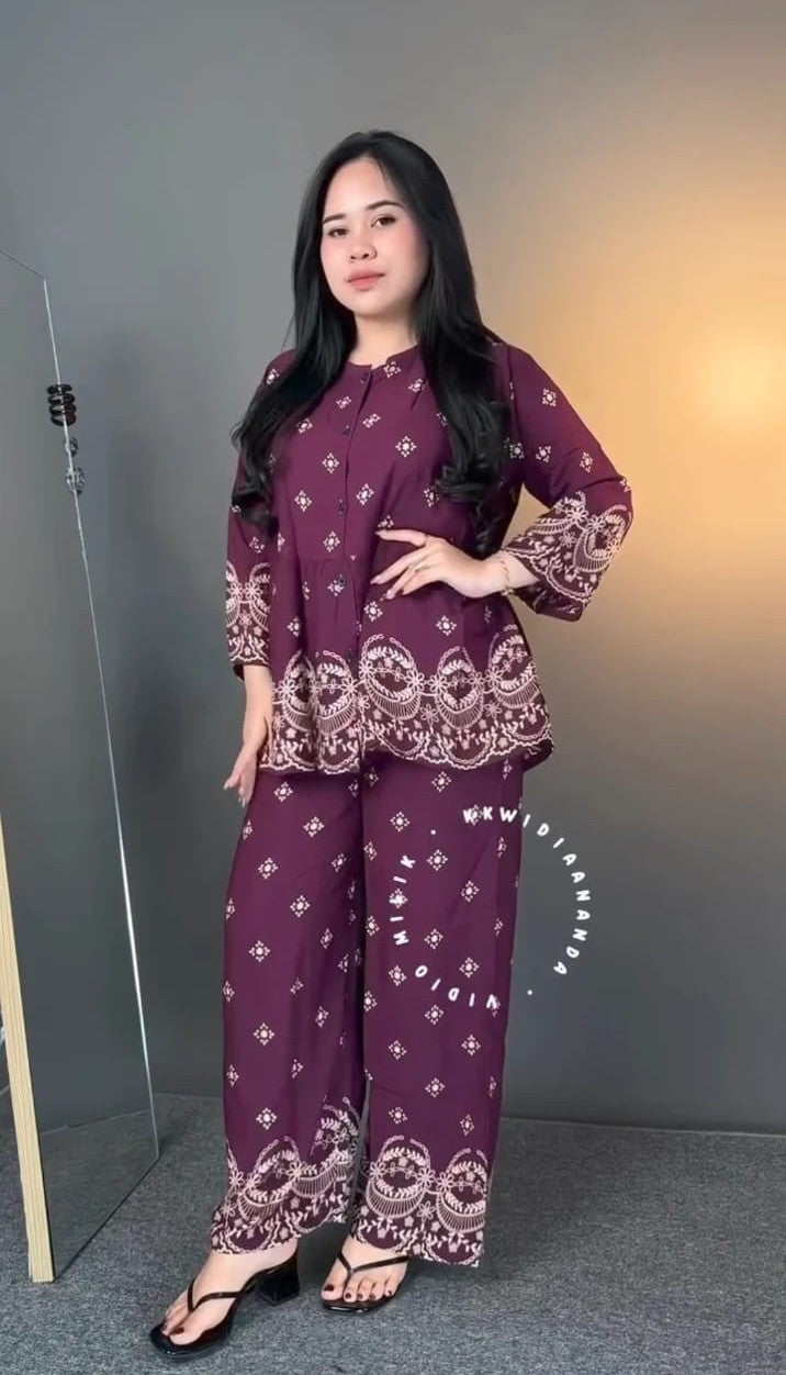 Women's Premium Wine Ethnic Printed Kurta Pant Set